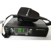 Motorola DM1400 (аналогова версія) радіостанція 136-174 МГц  або 403-470 МГц