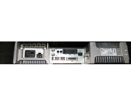 Motorola SLR8000 ретранслятор 136-174 МГц  або 400-470 МГц