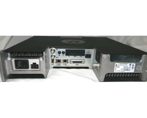 Motorola SLR8000 ретранслятор 136-174 МГц  або 400-470 МГц